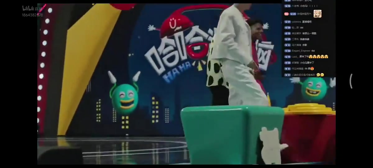 谈球吧体育app下载😂梦幻同框！“甲亢哥”Speed与大张伟同唱《阳光彩虹小白马》