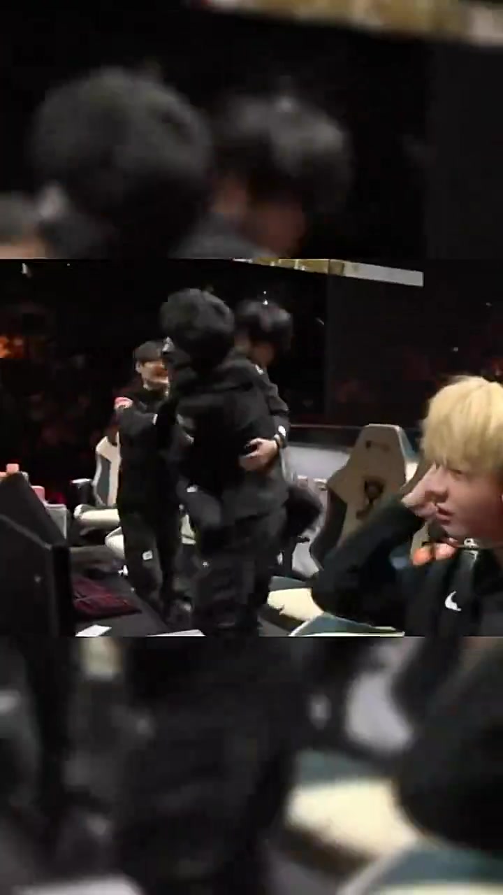 谈球吧赛后庆祝天花板！Doinb个人推特更新视频：对待电竞永远激情