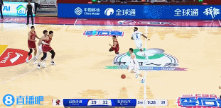 谈球吧势头起来了！北京次节三分多钟轰出一波11-2的攻势